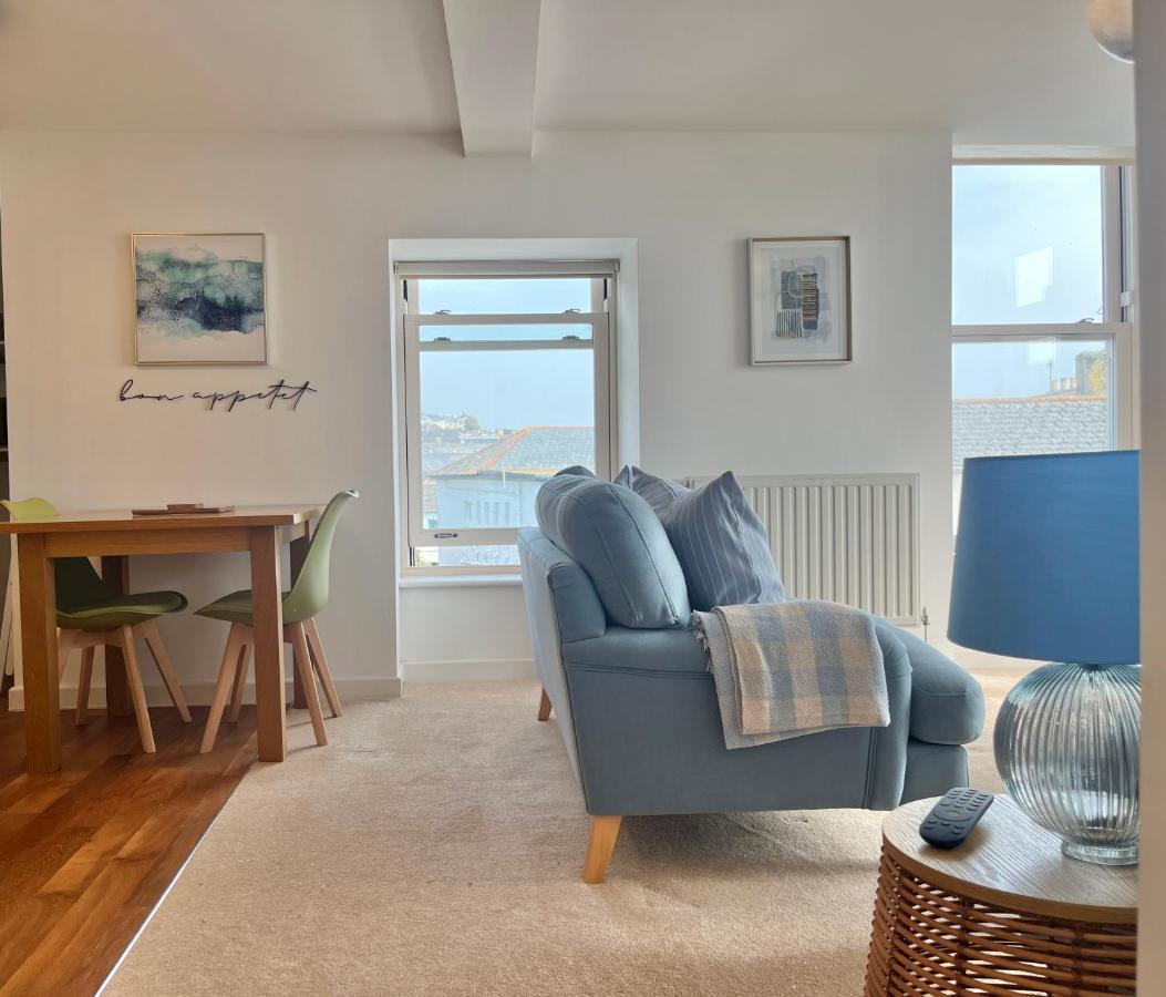Apres Beach Apartment Sleeps 4 Penzance Buitenkant foto