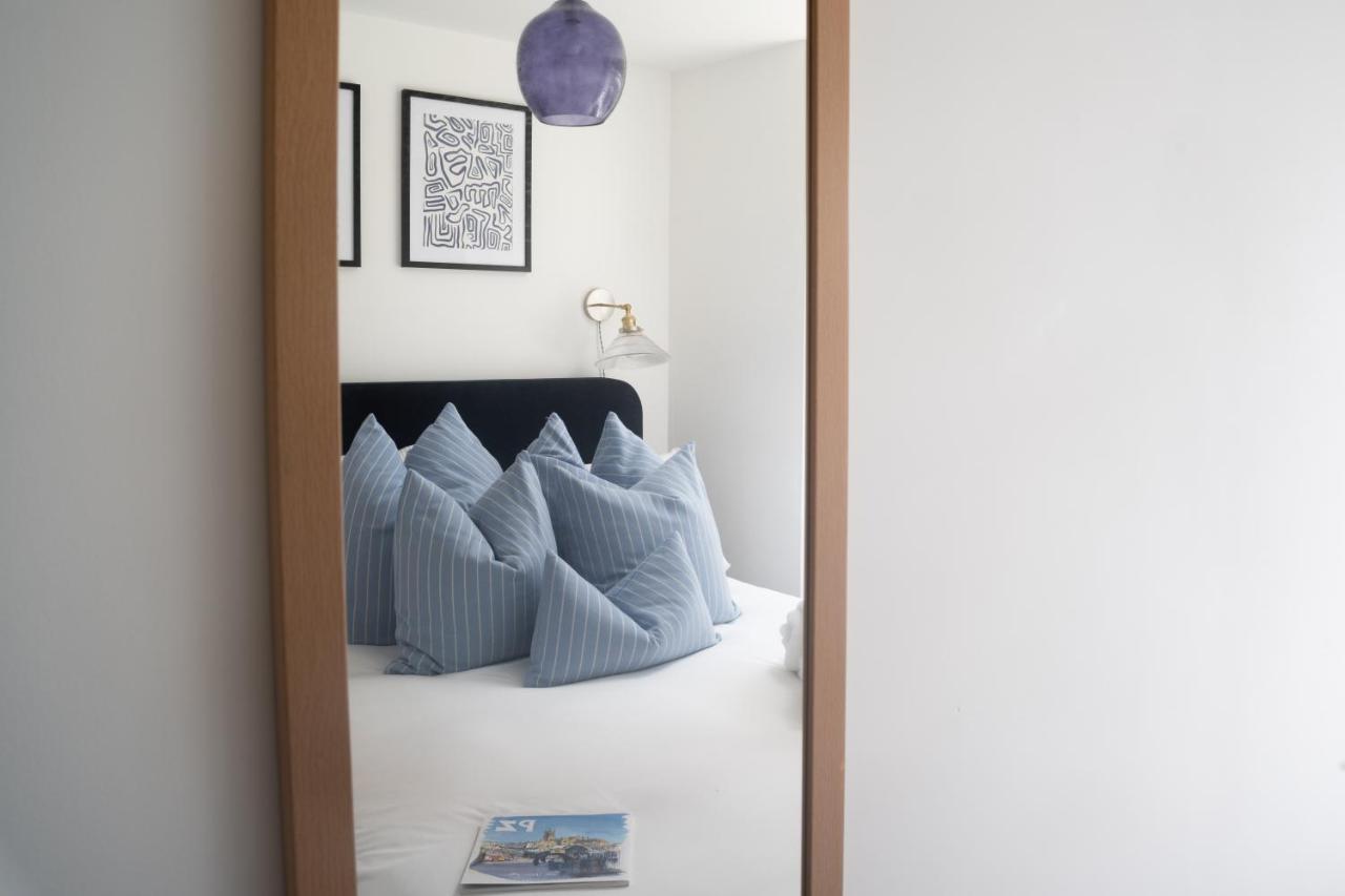 Apres Beach Apartment Sleeps 4 Penzance Buitenkant foto