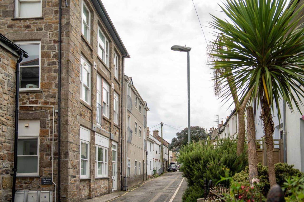 Apres Beach Apartment Sleeps 4 Penzance Buitenkant foto