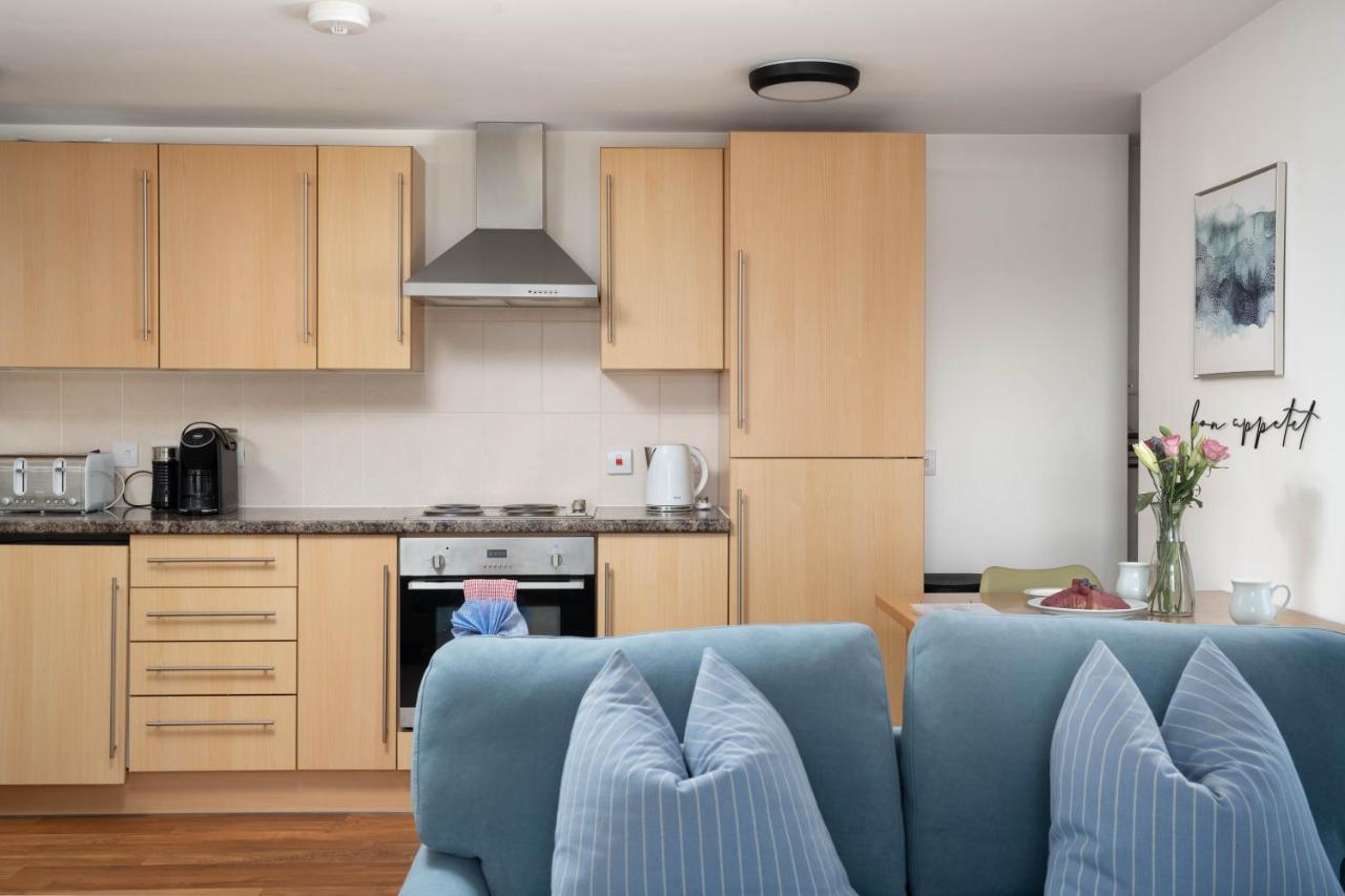 Apres Beach Apartment Sleeps 4 Penzance Buitenkant foto